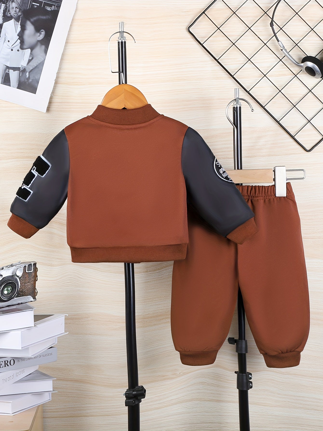 Boys' 2pcs Fall/Winter Outfit Set, Cotton & Polyester Blend, Long Sleeve Knit Sweater with Alphabet Applique, Regular Fit Pants, Casual Alphabet Pattern, Machine Washable, Outdoor Clothing, for Outdoor