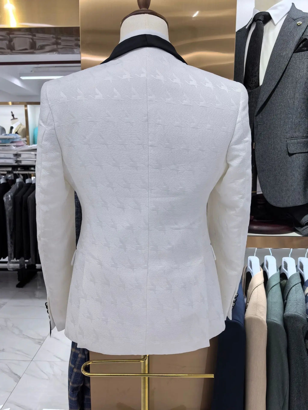 Custom Made Dinner Suits with Vest and Pants for Special Occasions Gala Events Night Out and Formal Gatherings 3 Piece Set