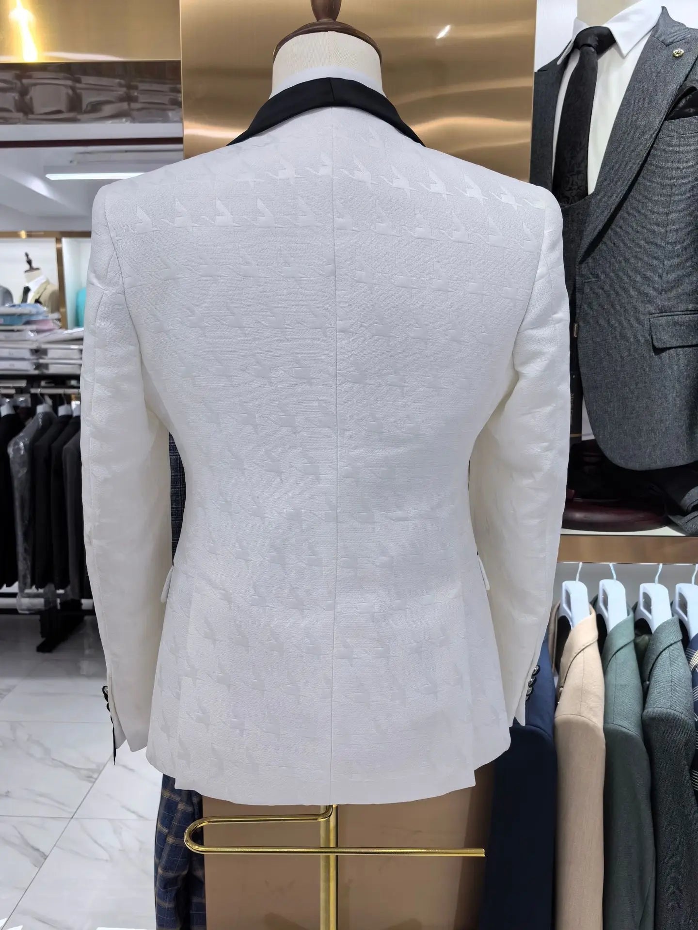 Custom Made Dinner Suits with Vest and Pants for Special Occasions Gala Events Night Out and Formal Gatherings 3 Piece Set