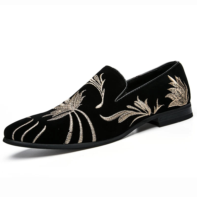 Men's Fashion Suede Leather Embroidery Loafers Mens Casual Printed Moccasins Oxfords Shoes Man Party Driving Flats EU size 38-45