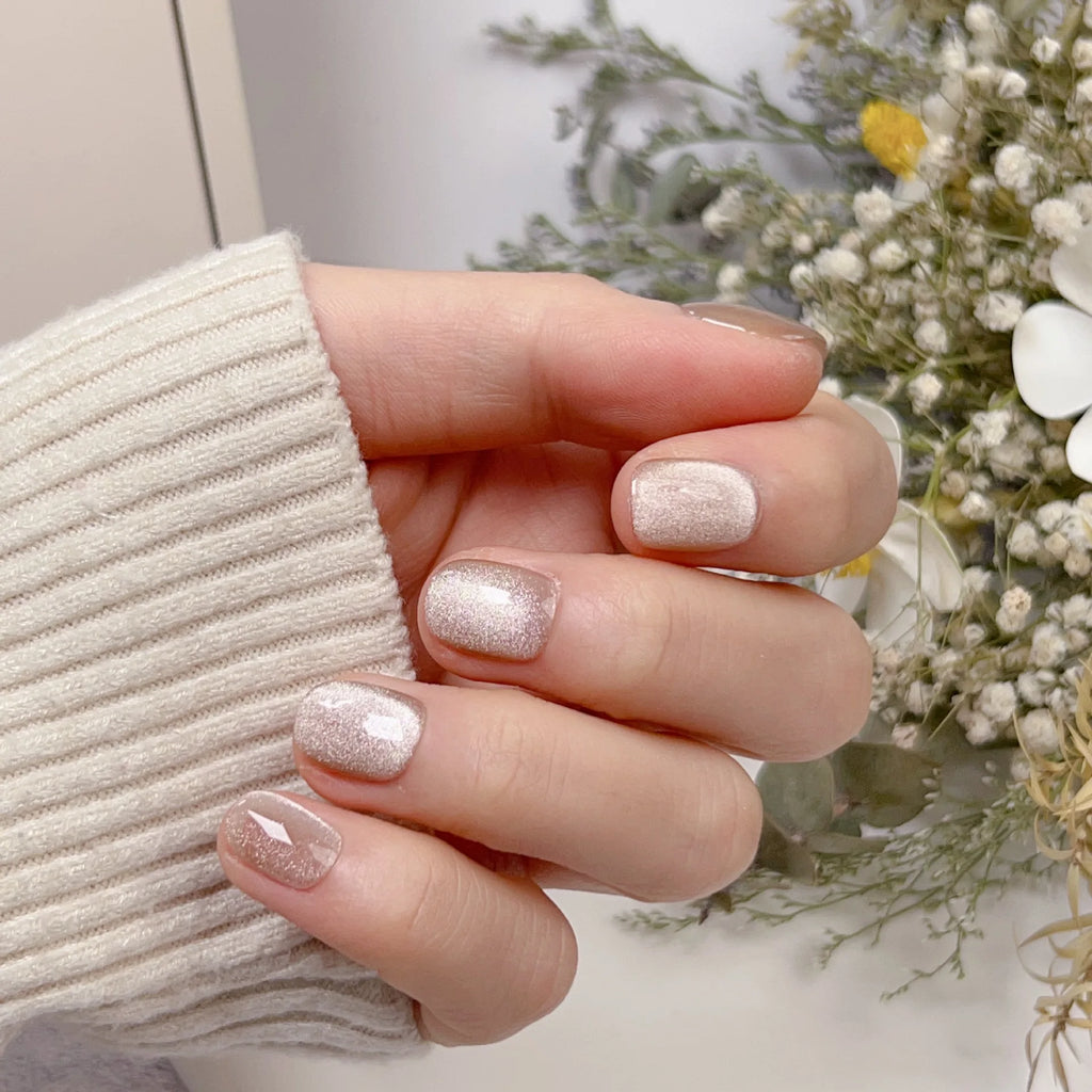 Handmade Cat-eye Press on Nails Short False Nails Full Cover Stick on Nail Tips Artificial Reusable Fake Nails for Women