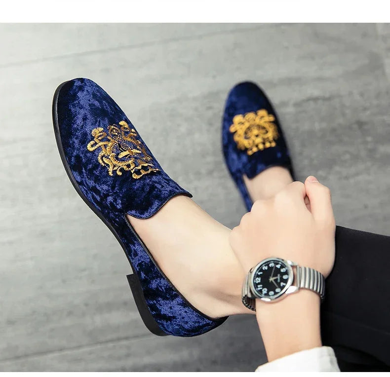 Wedding Dress Shoes Casual Men Loafers New Big Size Lazy Peas Shoes Embroidery Moccasins Suede Leather Shoes Zapatos 48 47