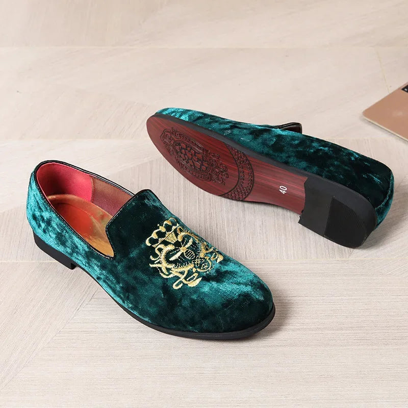 Wedding Dress Shoes Casual Men Loafers New Big Size Lazy Peas Shoes Embroidery Moccasins Suede Leather Shoes Zapatos 48 47