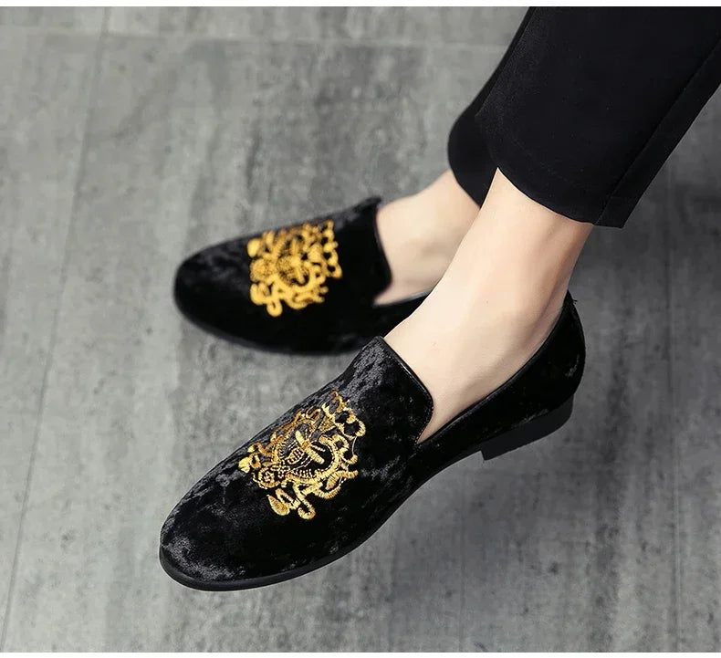 Wedding Dress Shoes Casual Men Loafers New Big Size Lazy Peas Shoes Embroidery Moccasins Suede Leather Shoes Zapatos 48 47