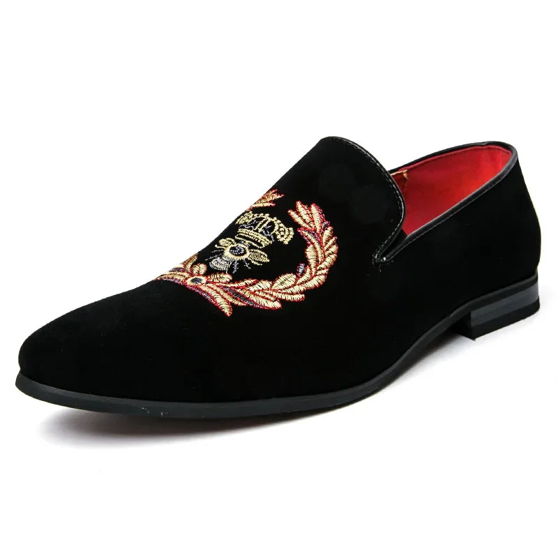 Men's Fashion Suede Leather Embroidery Loafers Mens Casual Printed Moccasins Oxfords Shoes Man Party Driving Flats EU size 38-45