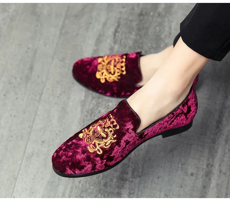 Wedding Dress Shoes Casual Men Loafers New Big Size Lazy Peas Shoes Embroidery Moccasins Suede Leather Shoes Zapatos 48 47