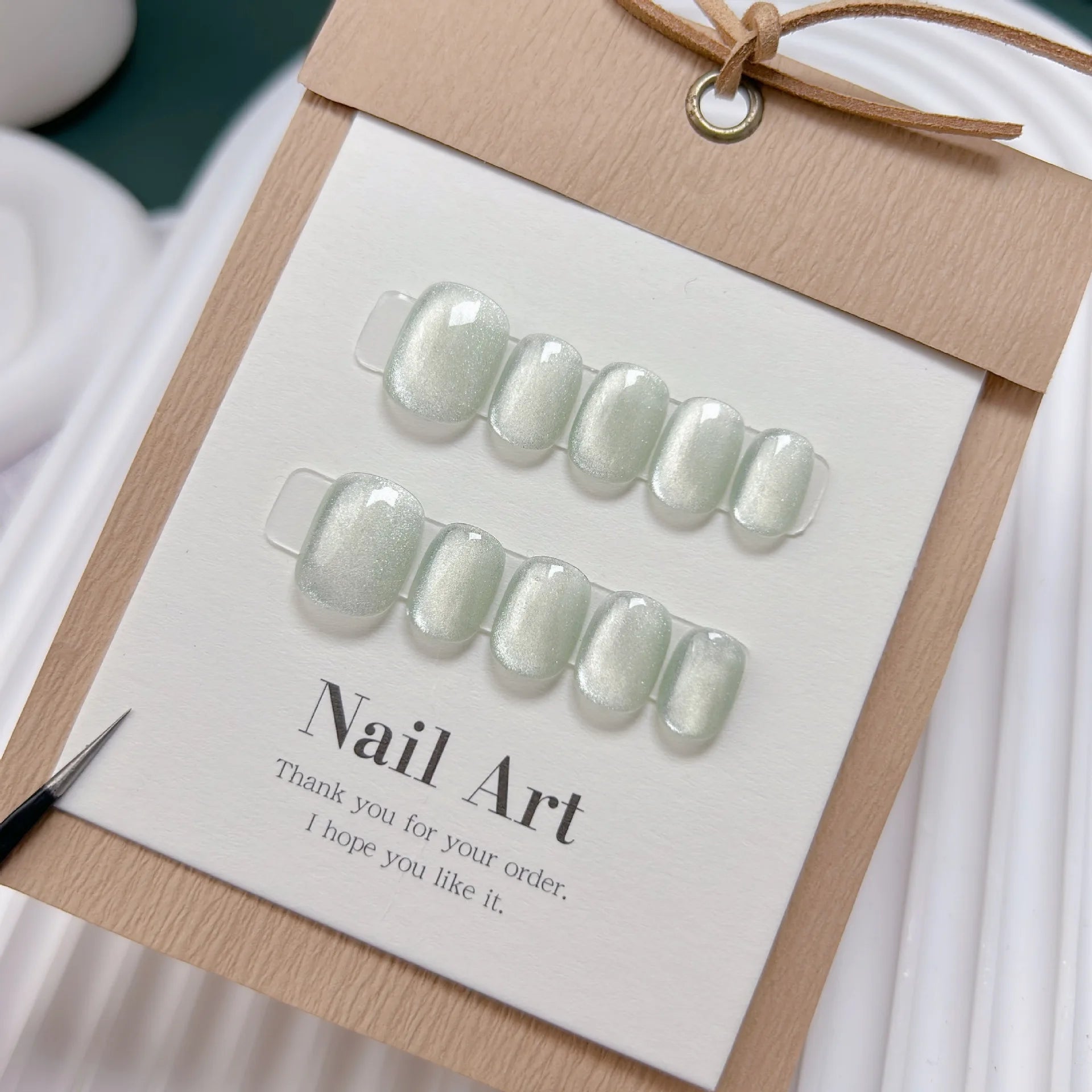 Handmade Cat-eye Press on Nails Short False Nails Full Cover Stick on Nail Tips Artificial Reusable Fake Nails for Women