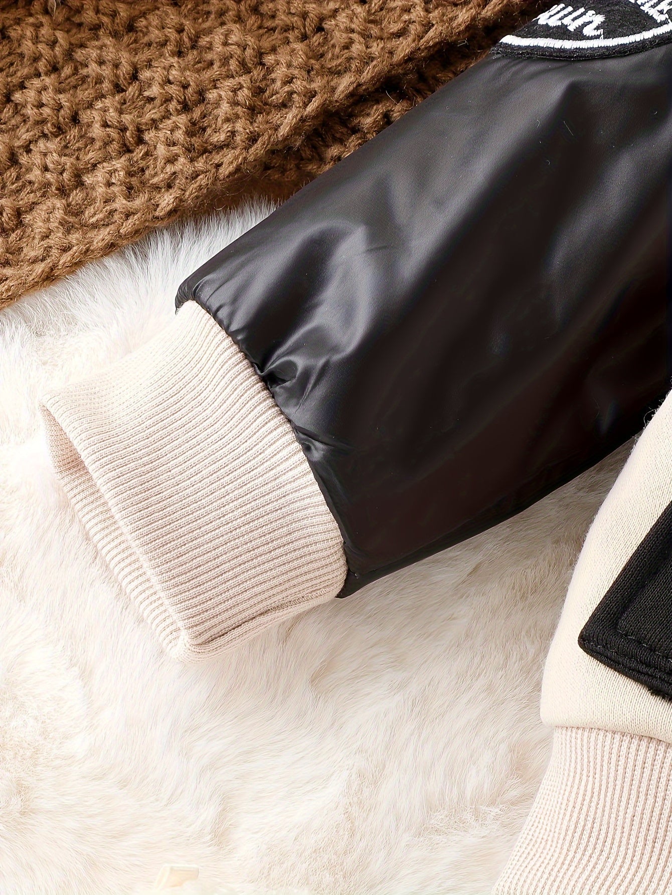 Boys' 2pcs Fall/Winter Outfit Set, Cotton & Polyester Blend, Long Sleeve Knit Sweater with Alphabet Applique, Regular Fit Pants, Casual Alphabet Pattern, Machine Washable, Outdoor Clothing, for Outdoor