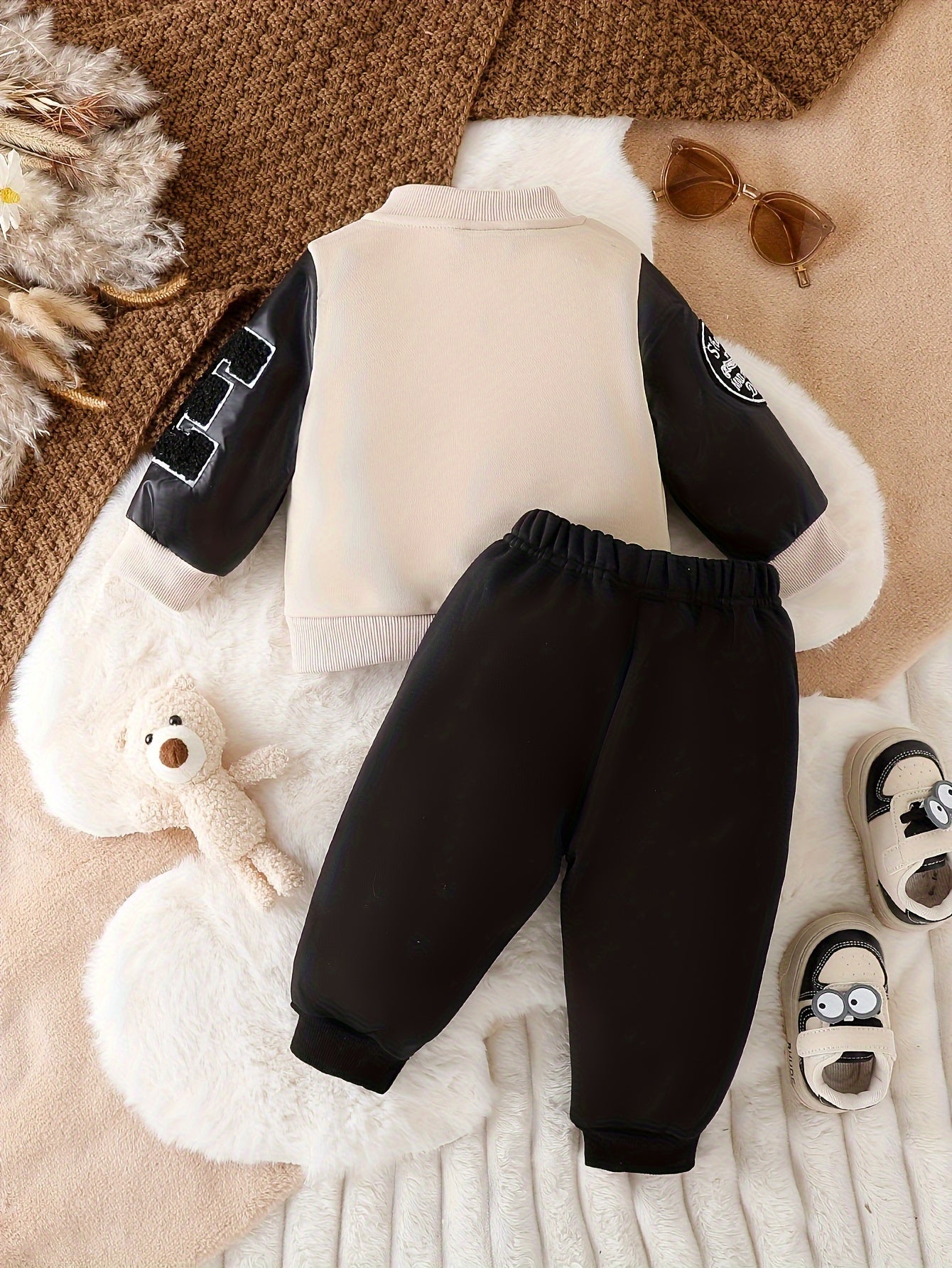 Boys' 2pcs Fall/Winter Outfit Set, Cotton & Polyester Blend, Long Sleeve Knit Sweater with Alphabet Applique, Regular Fit Pants, Casual Alphabet Pattern, Machine Washable, Outdoor Clothing, for Outdoor